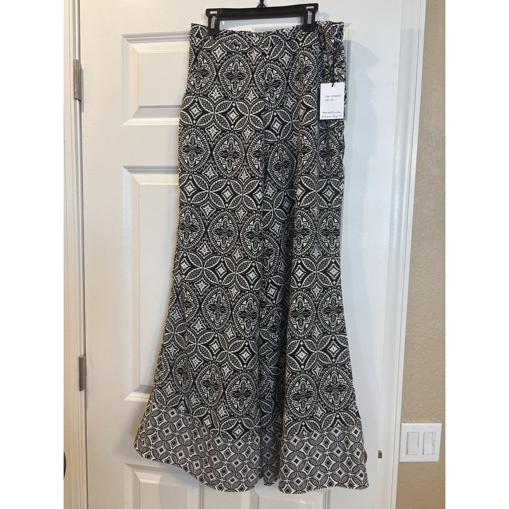 Japna Black And White Geo Paisley Print‎ Wide Leg Pants, High Rise, Medium